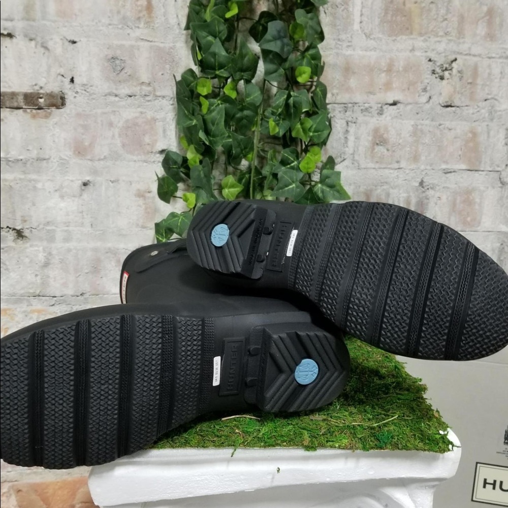 NIB Hunter Short Boot Black Matte - Picture 4 of 4